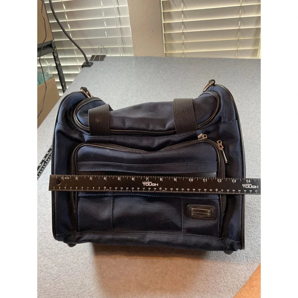 Hartmann Navy Blue Ballistic Nylon Duffel Bag Travel Carry On Luggage Bag